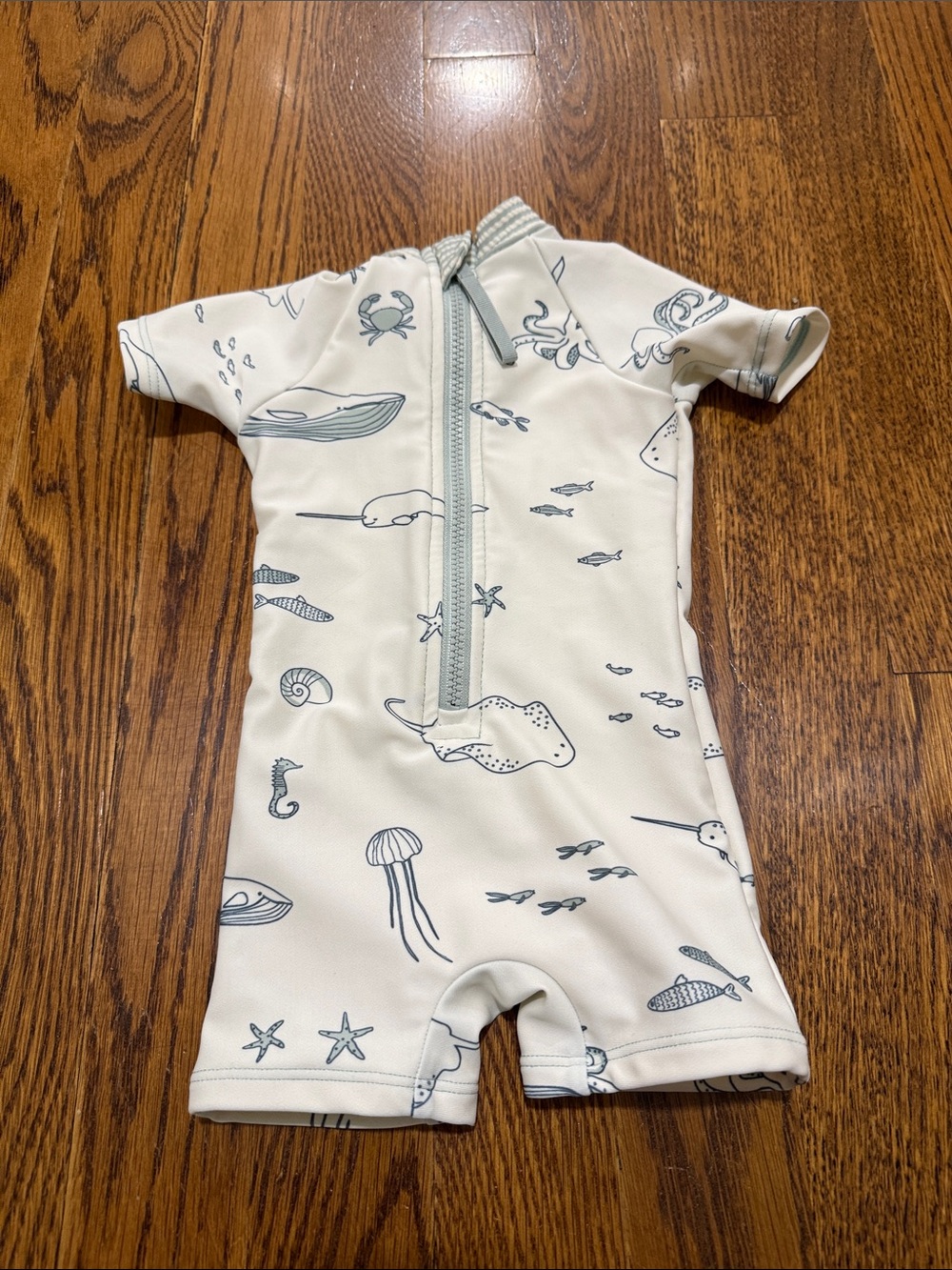 Kids Short-Sleeve Ocean Print Rashguard Swimsuit - Cream/Light Blue